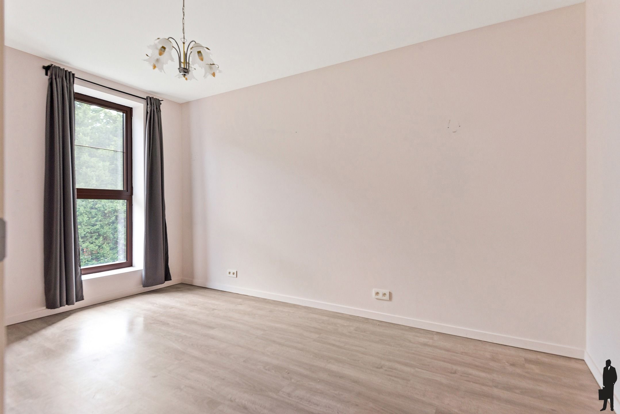 Modern appartement met 2 slaapkamers en overdekt terras foto 15