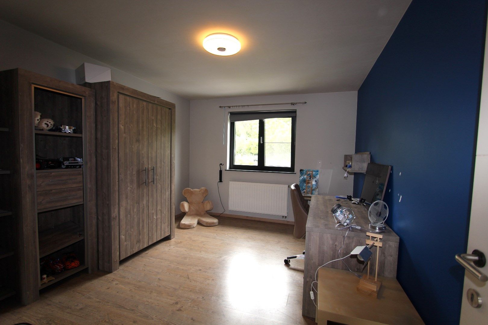 RECENTE WONING MET 5 SLAAPKAMERS EN GROTE TUIN foto 21