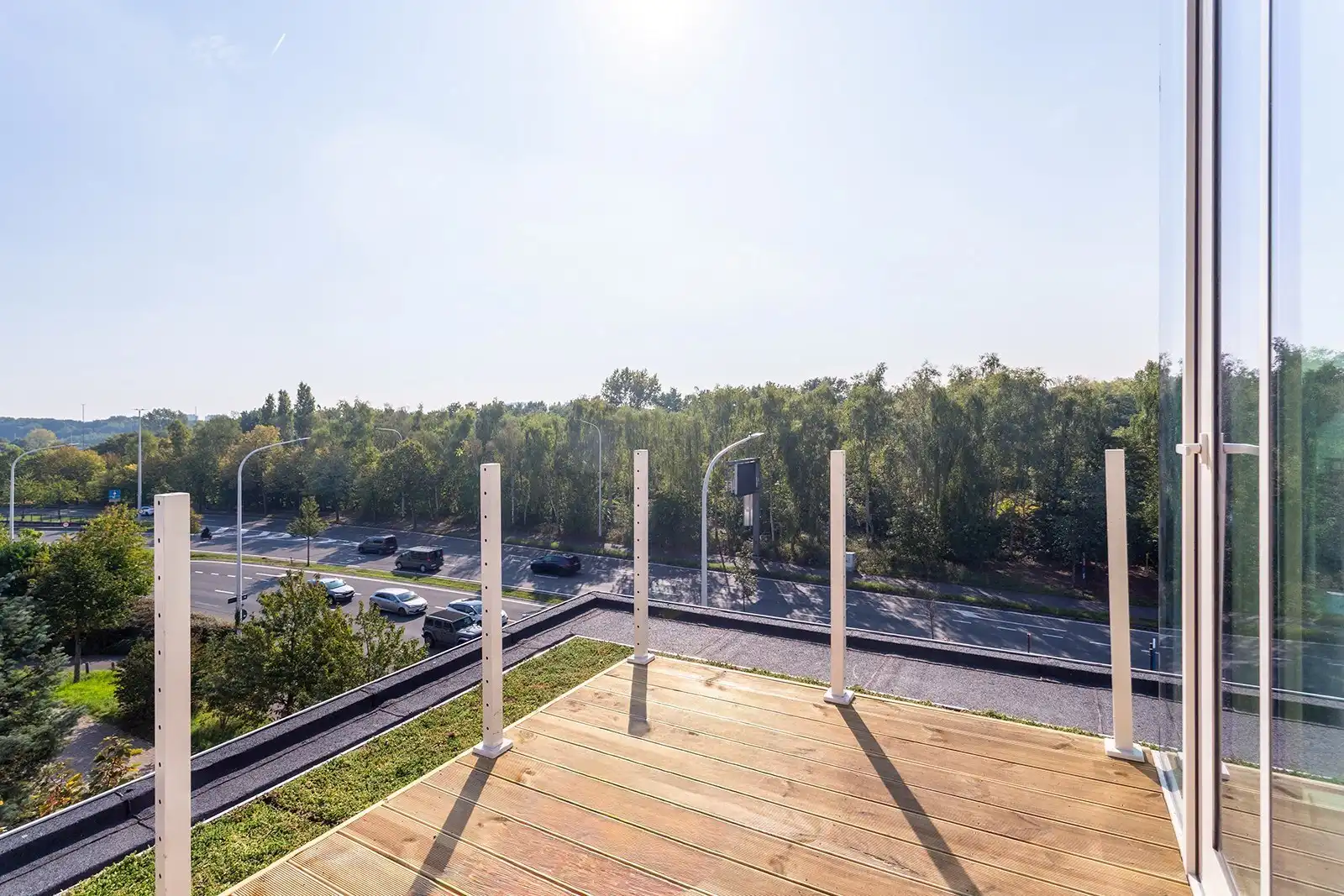 Architecturaal kantoorgebouw op absolute zicht locatie!  foto 30