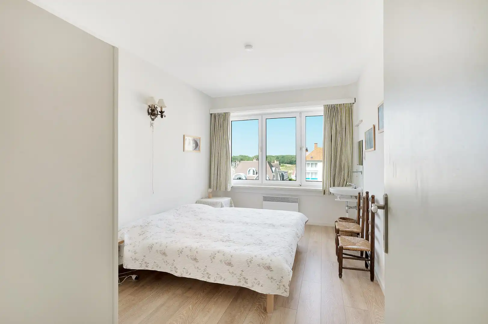 Uniek hoekappartement met 5 slaapkamers en schitterend uitzicht in Duinbergen foto 16