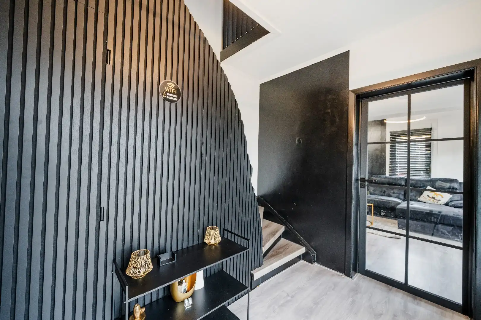  Ruime gezinswoning met polyvalente zij-aanbouw foto 4