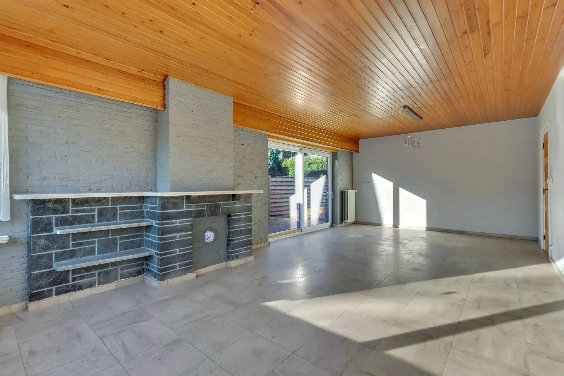 Veelzijdige vrijstaande woning met extra appartement foto 2