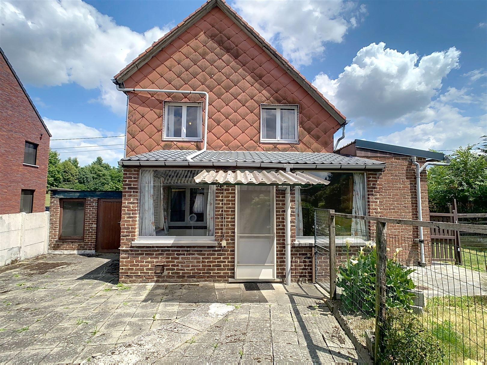 Op te frissen woning, 4 slpks, tuin, garage, 10 are foto 35