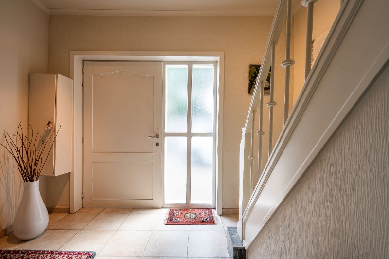 Goed onderhouden woning met zonnig terras en leuke tuin foto 8