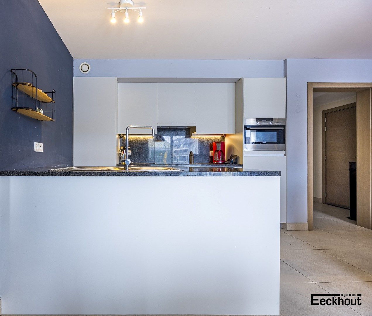 Zeer ruim en modern 3-slaapkamerappartement! foto 6