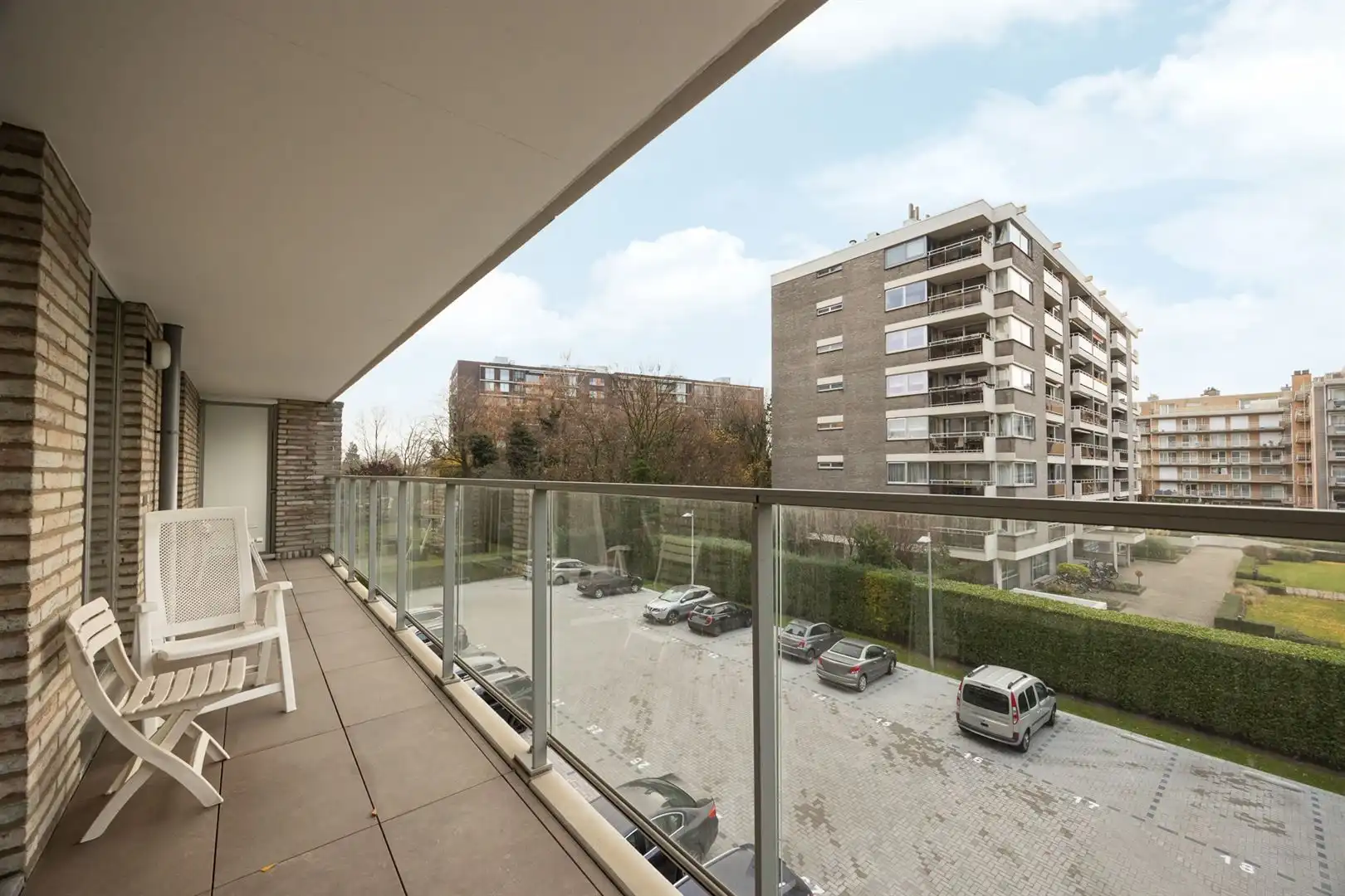 Appartement vol licht, terrassen en potentieel foto 20