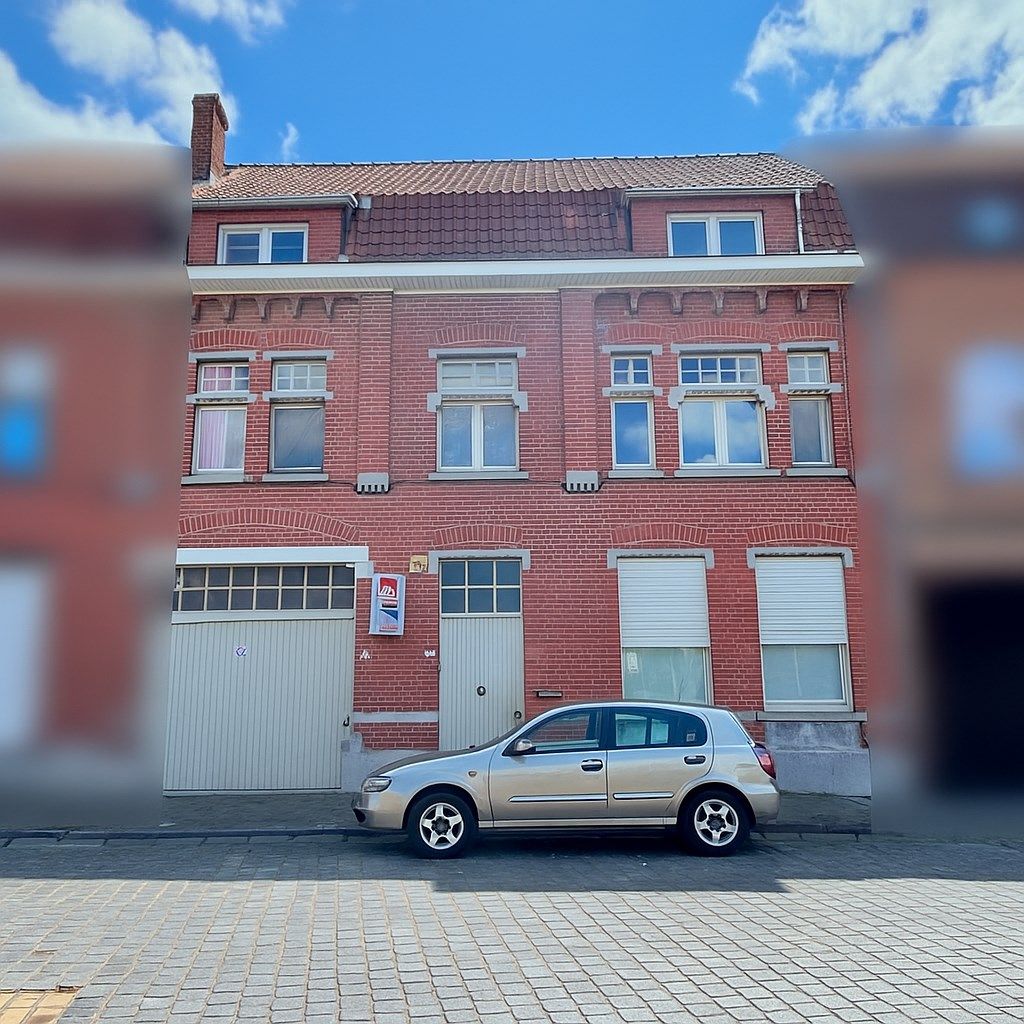 Hoofdfoto van de publicatie: STATIGE HERENWONING MET 4-6 SLPKS, GROTE GARAGE EN TUIN