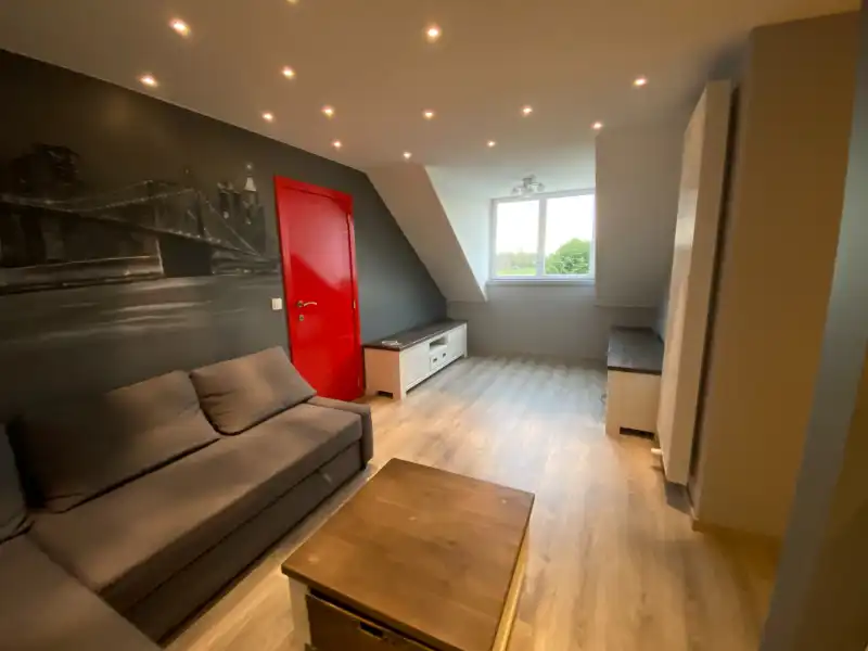 Ruime bemeubelde studio met autostaanplaats, GEEN DOMICILIE MOGELIJK foto 5