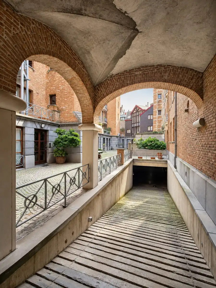 Appartement met terras en staanplaats in karaktervol historisch gebouw foto 20