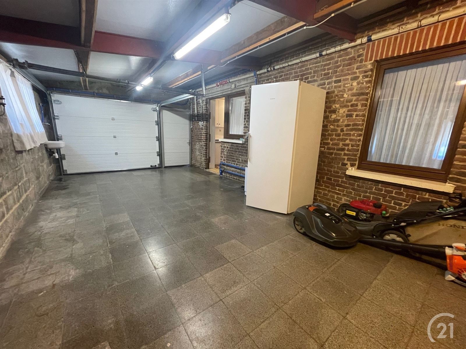 Op te frissen gezinswoning met tuin, garage en schuur op 15 are86 foto 7