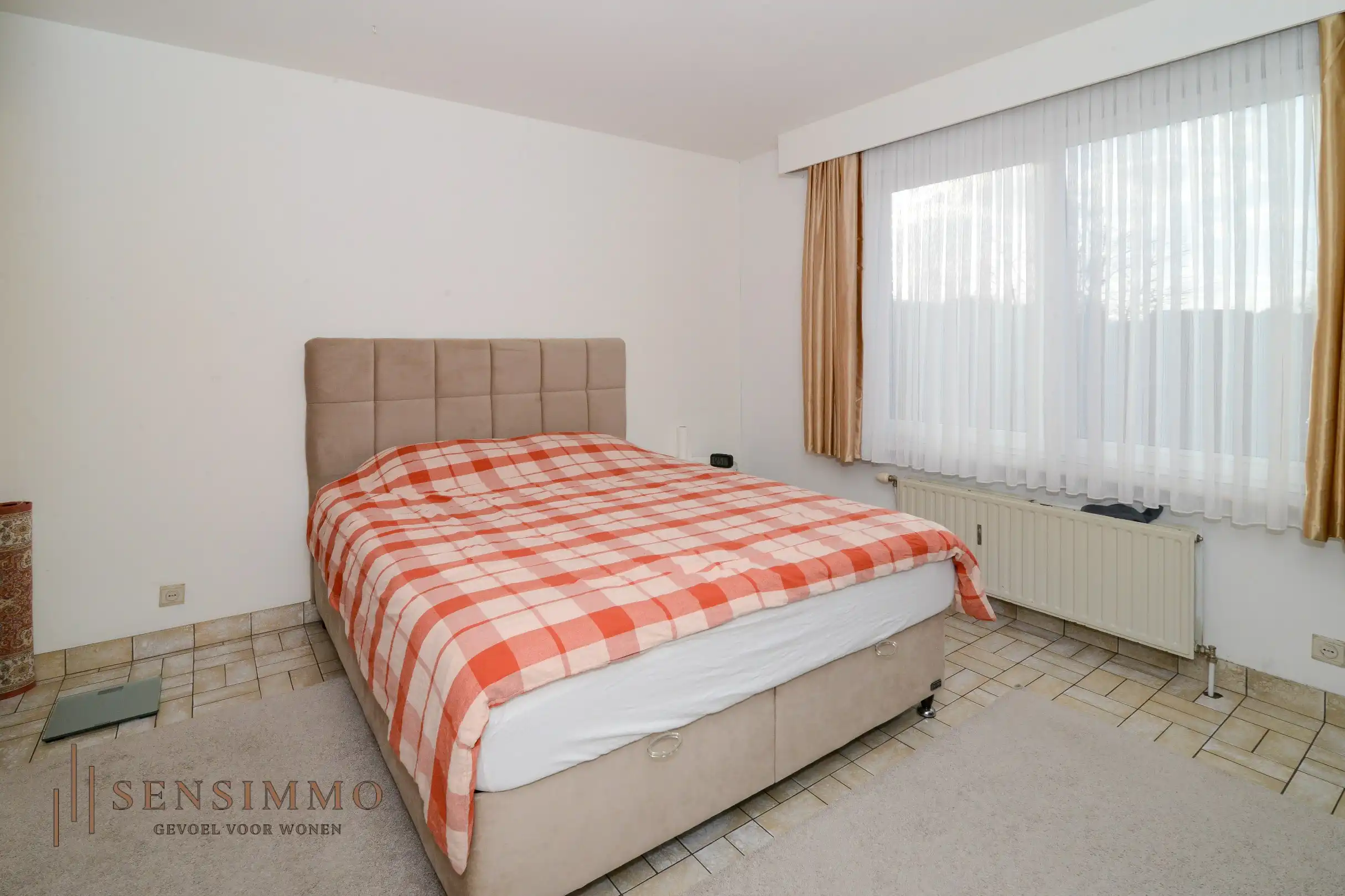 Gelijkvloersappartement met 2 slaapkamers + terras, parking en kelderberging foto 14