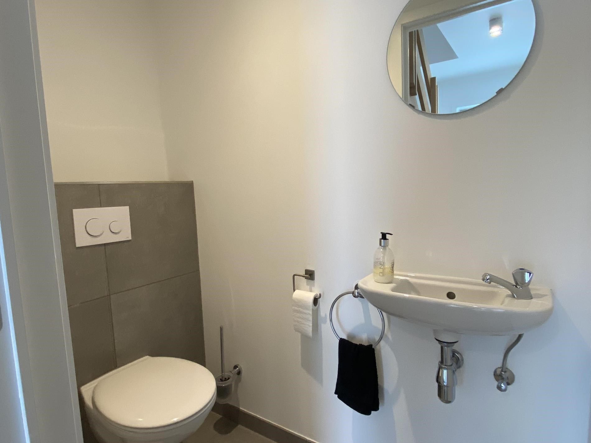 Recente topwoning te huur in Kuurne foto 3