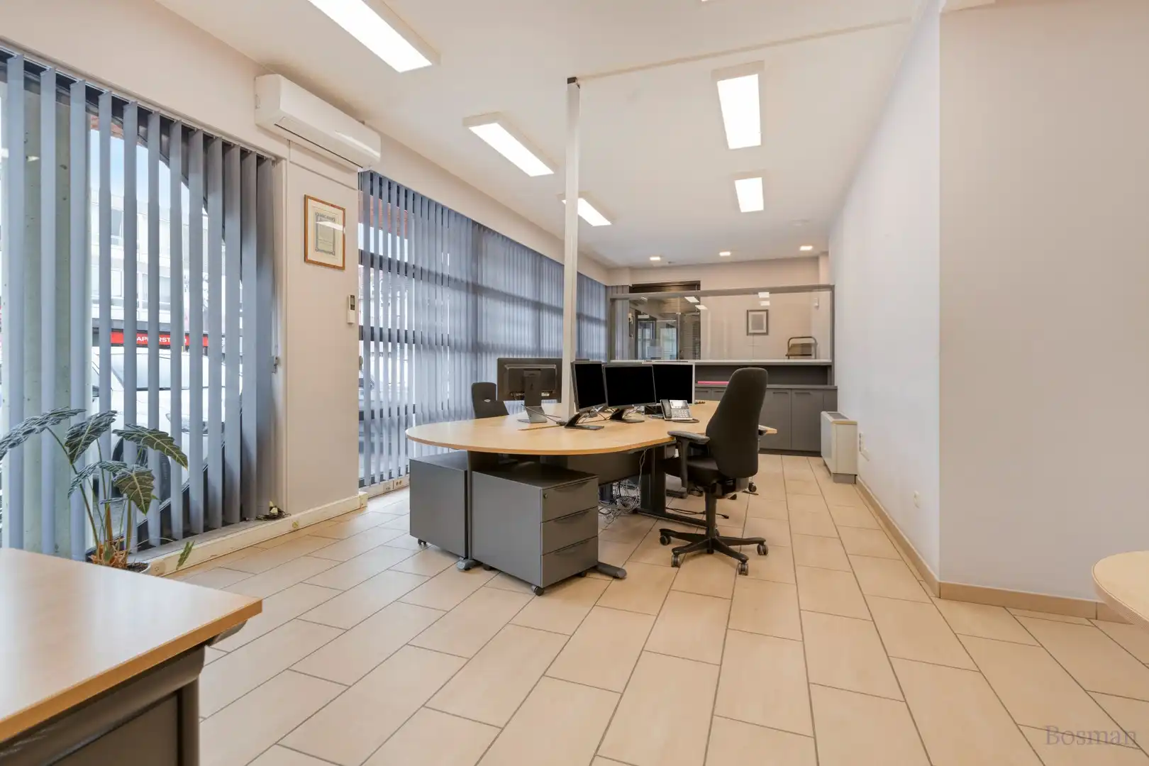 Ruim handelspand te koop in centrum Tessenderlo foto 6