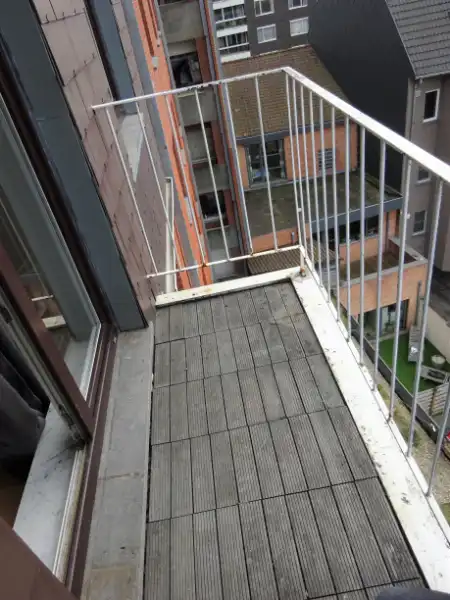 Centraal gelegen, ruim appartement met 2 slaapkamers en balkon foto 10