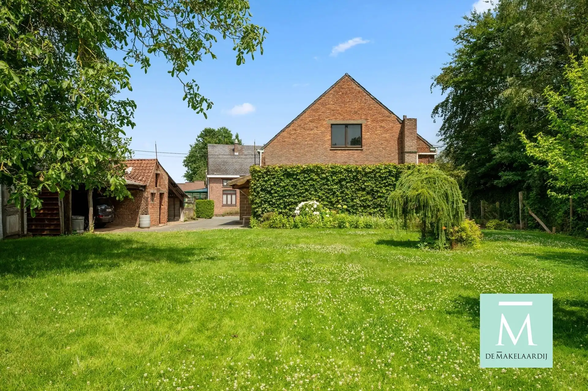 Te renoveren hoeve op een perceel van 20 are in het landelijke Eppegem foto 11