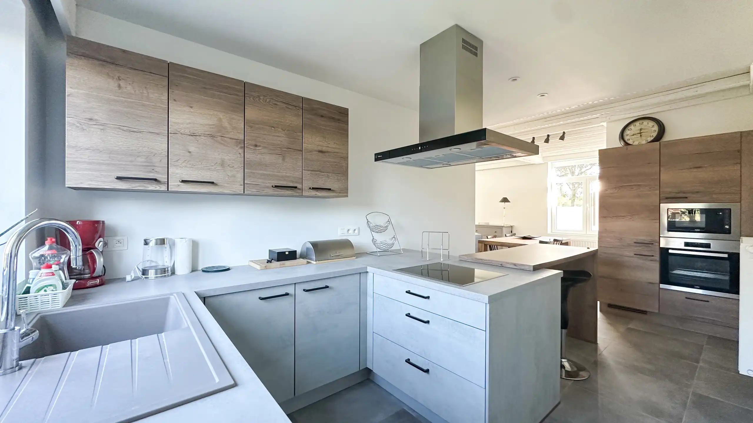 Charmante woning met 2 slaapkamers en een polyvalente ruimte foto 12