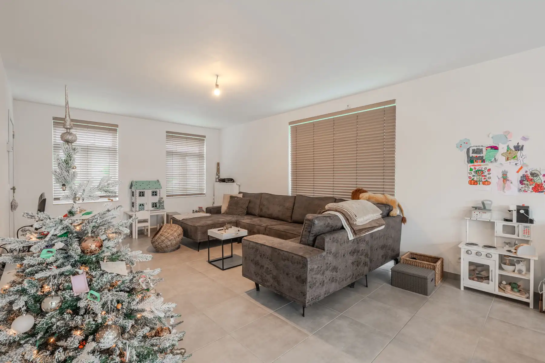 Recente nieuwbouwwoning AAN REGISTRATIERECHTEN te Houthulst foto 8