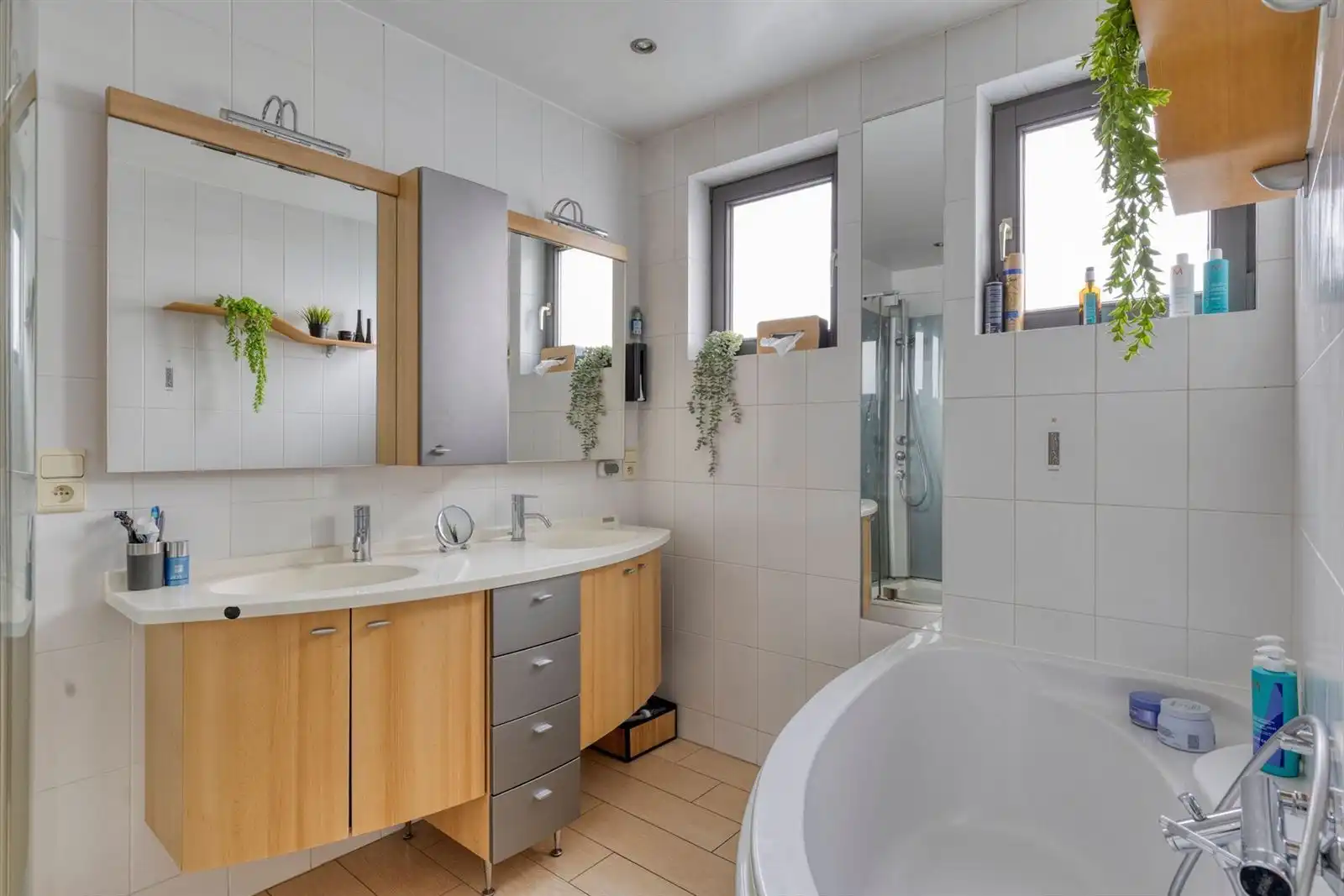 Ruime en gezellige woning in een groene omgeving foto 20