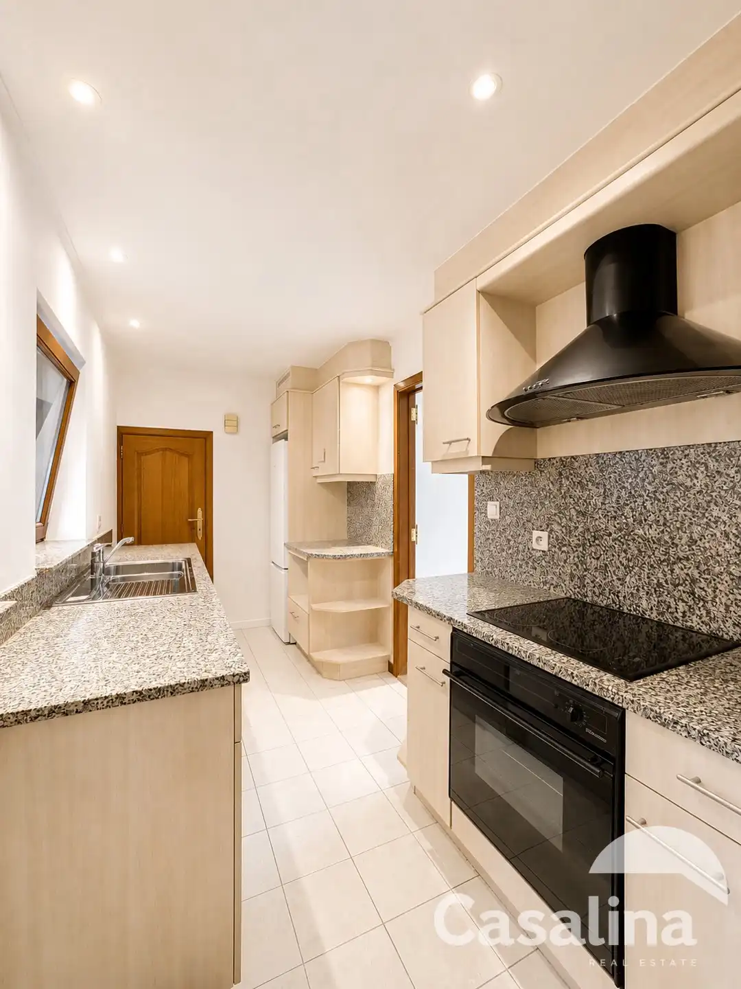Character House – 3 Bedrooms, Garden & Garage foto 10