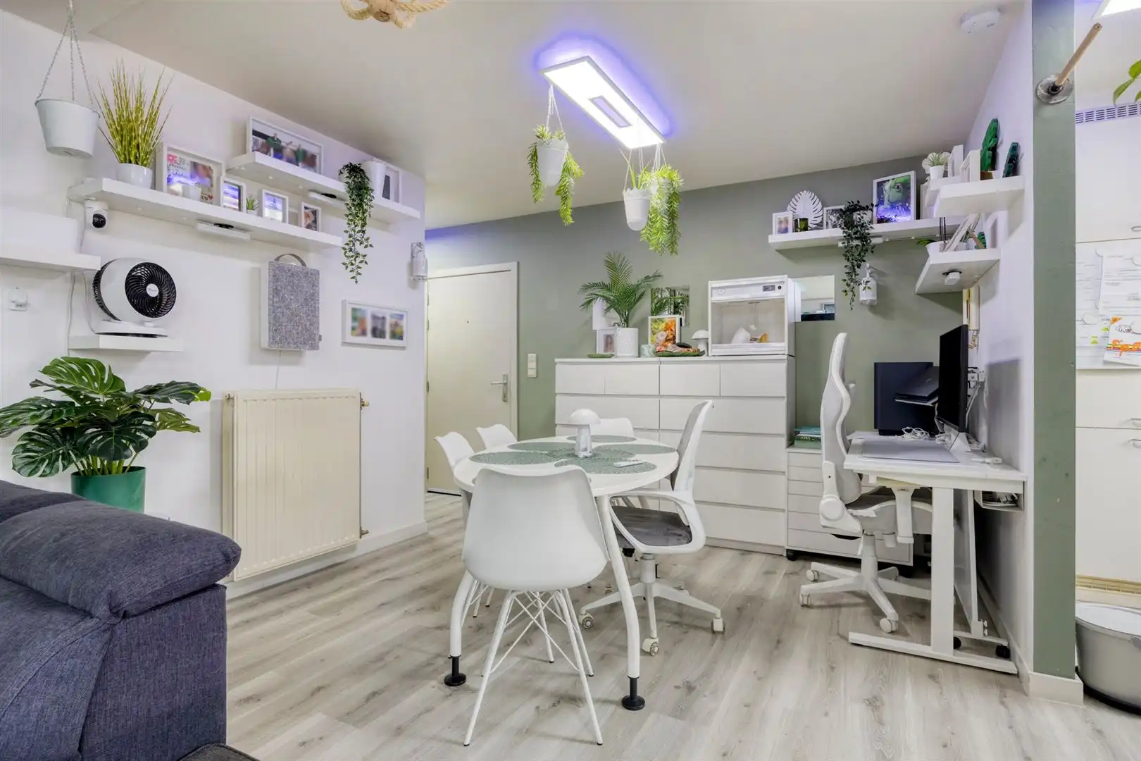 TE KOOP: Appartement met 1 slaapkamer, 2 terrassen en garage in Zonhoven! foto 4