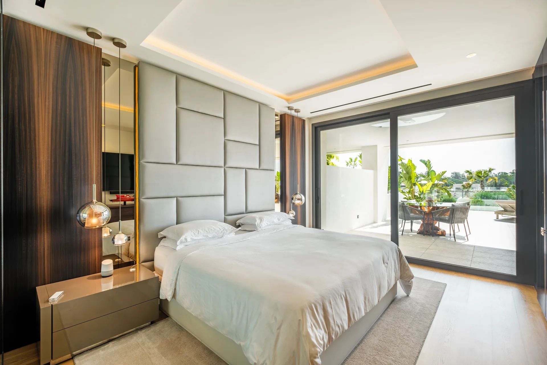 Beleef ultieme luxe op de Golden Mile van Marbella: jouw exclusieve droomwoning op een toplocatie! foto 13