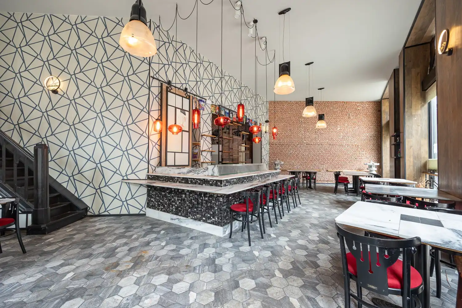 Commercieel handelsgelijkvloers te huur op uitstekende hoeklocatie foto {{pictureIndex}}