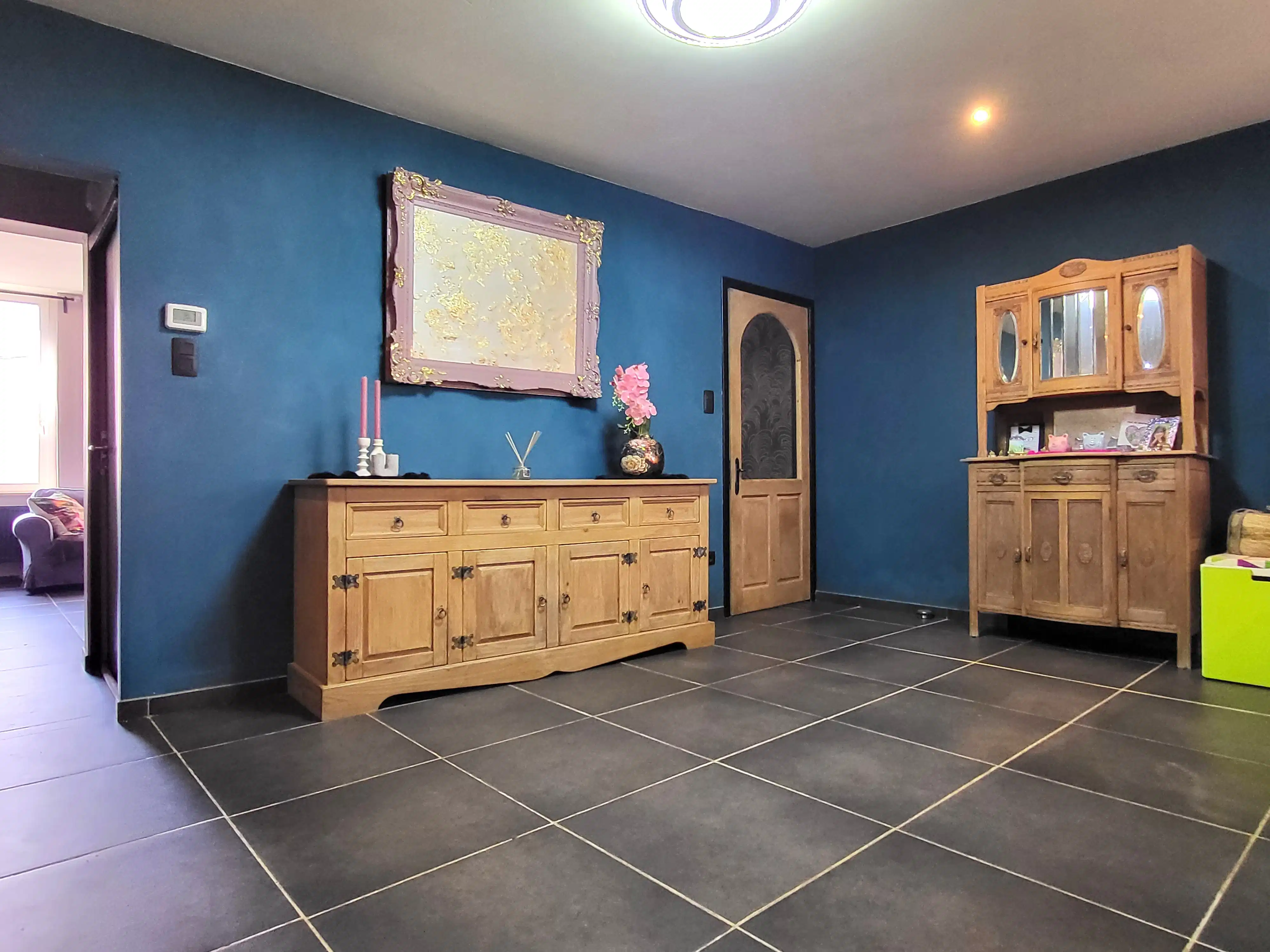 Ruime en karaktervolle gezinswoning op een perceel van 480 m² met zuidoostgerichte tuin, gelegen aan de centrumrand van Brakel.  foto 5