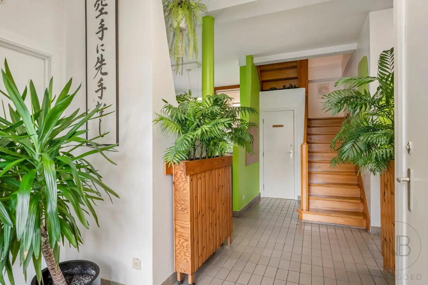 Een uitzonderlijke eigendom voor ondernemers en zelfstandigen die wonen en werken op één locatie willen combineren. foto 3