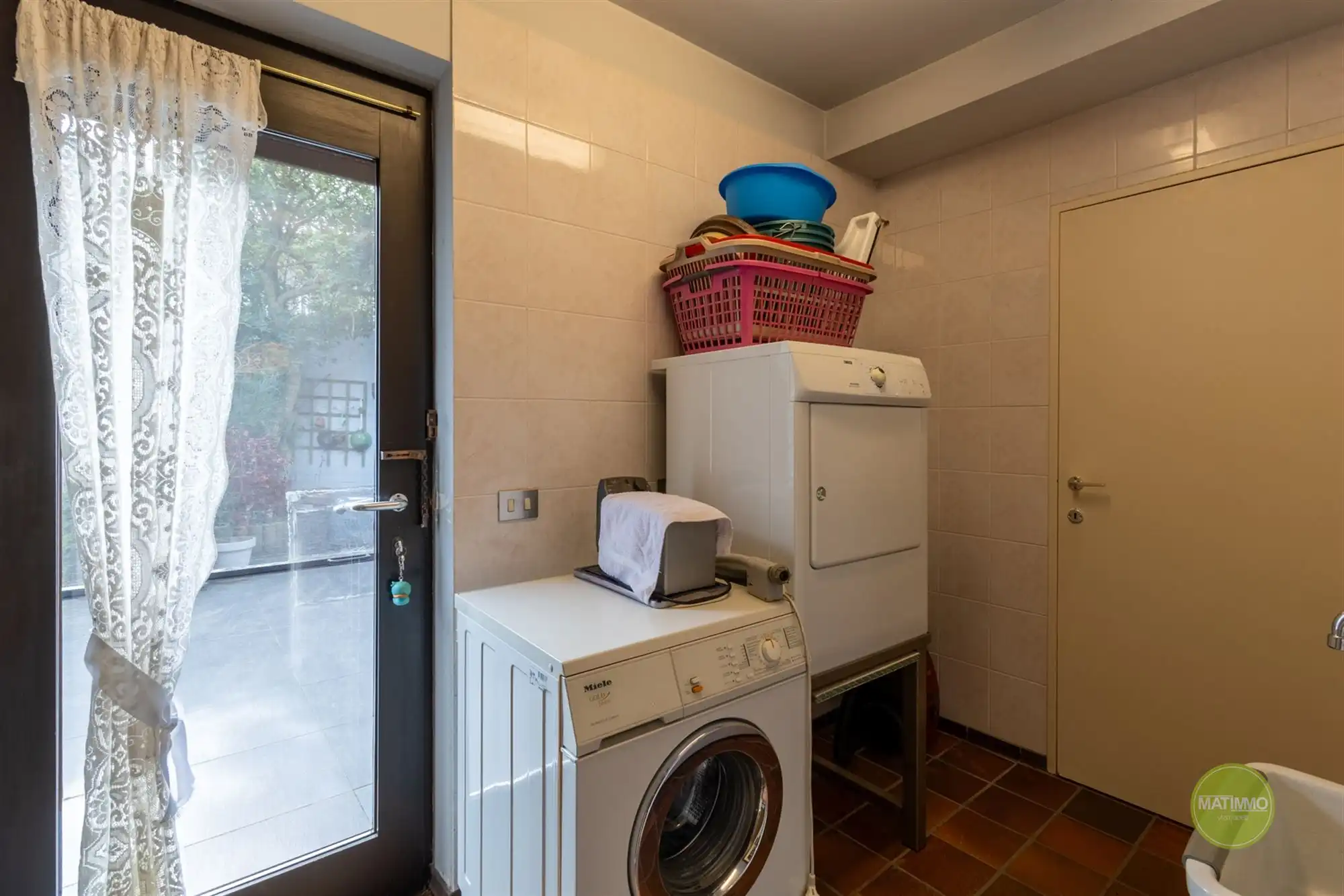 Karaktervolle gezinswoning met 4 slaapkamers & garage in Mol foto 12