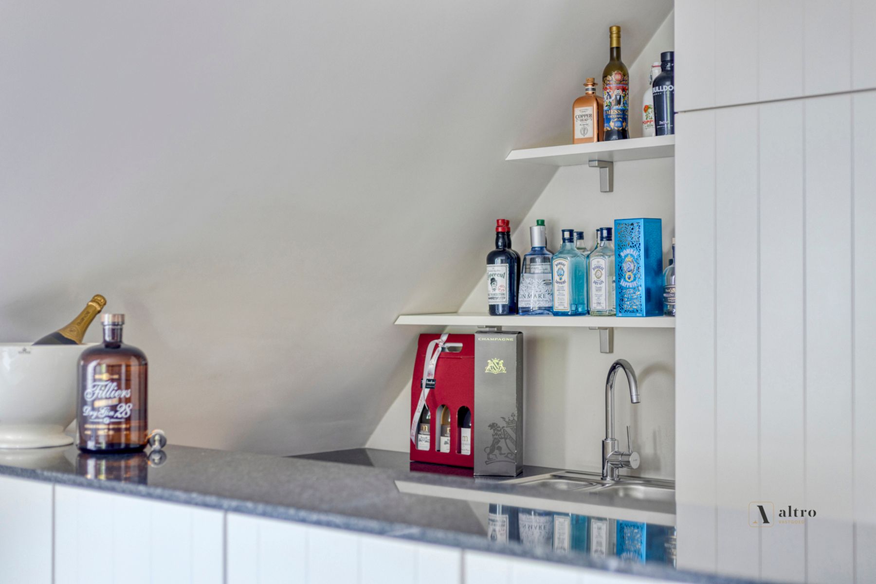 Prachtige en instapklare villa in landelijke stijl  foto 20