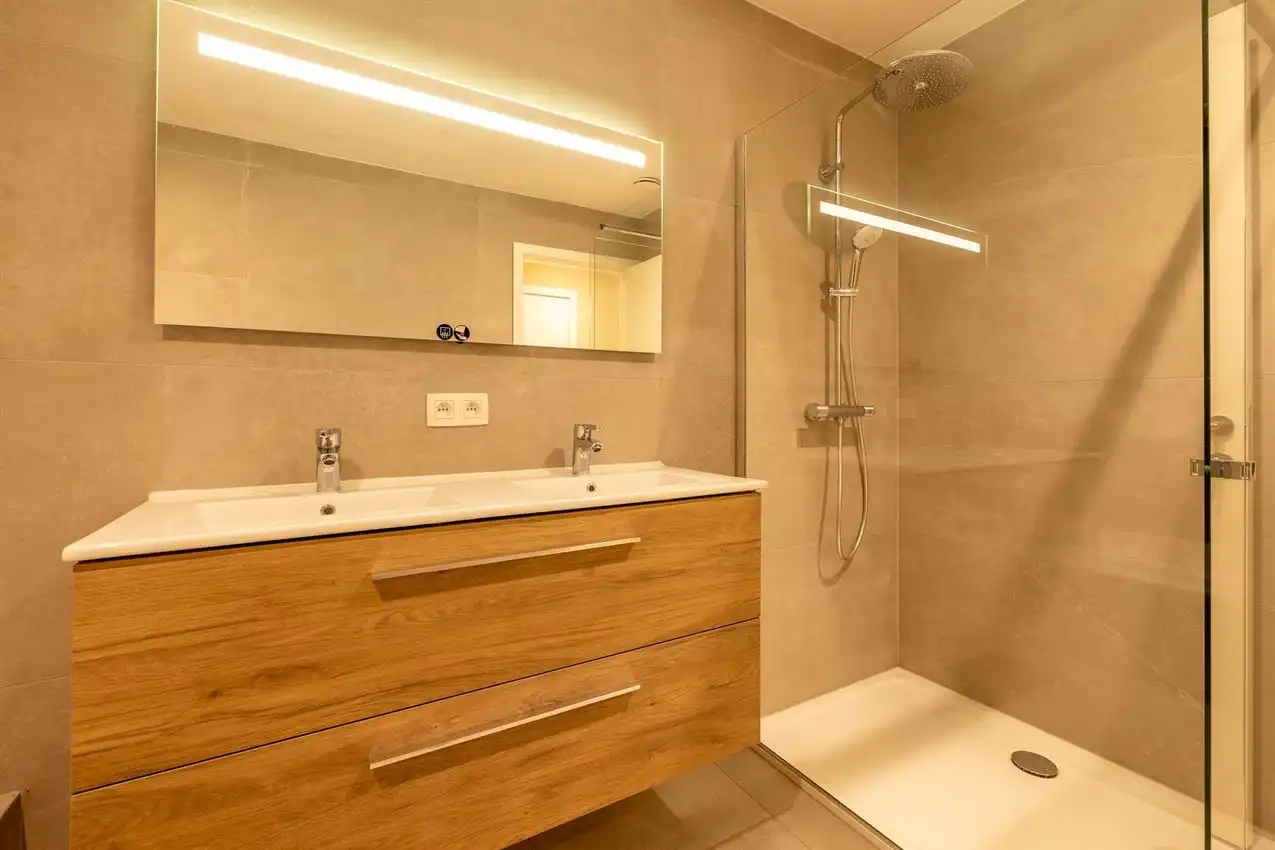 Gelijkvloers app. met twee slaapkamers, zuidterras, garage nabij bossen foto 19