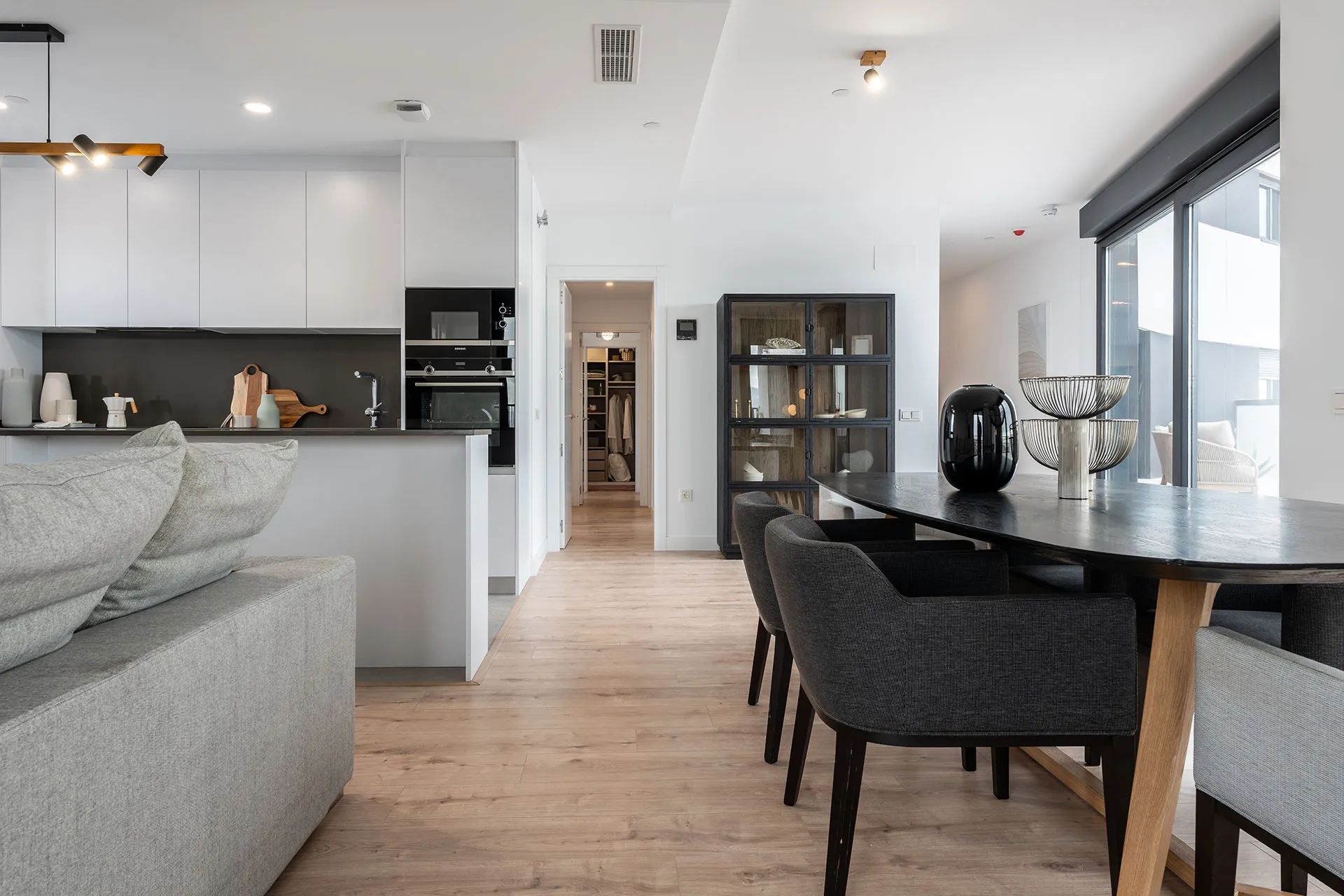 Creëer jouw unieke thuisgevoel in luxe appartementen waar comfort en stijl samenkomen - in het hart van Málaga foto 2