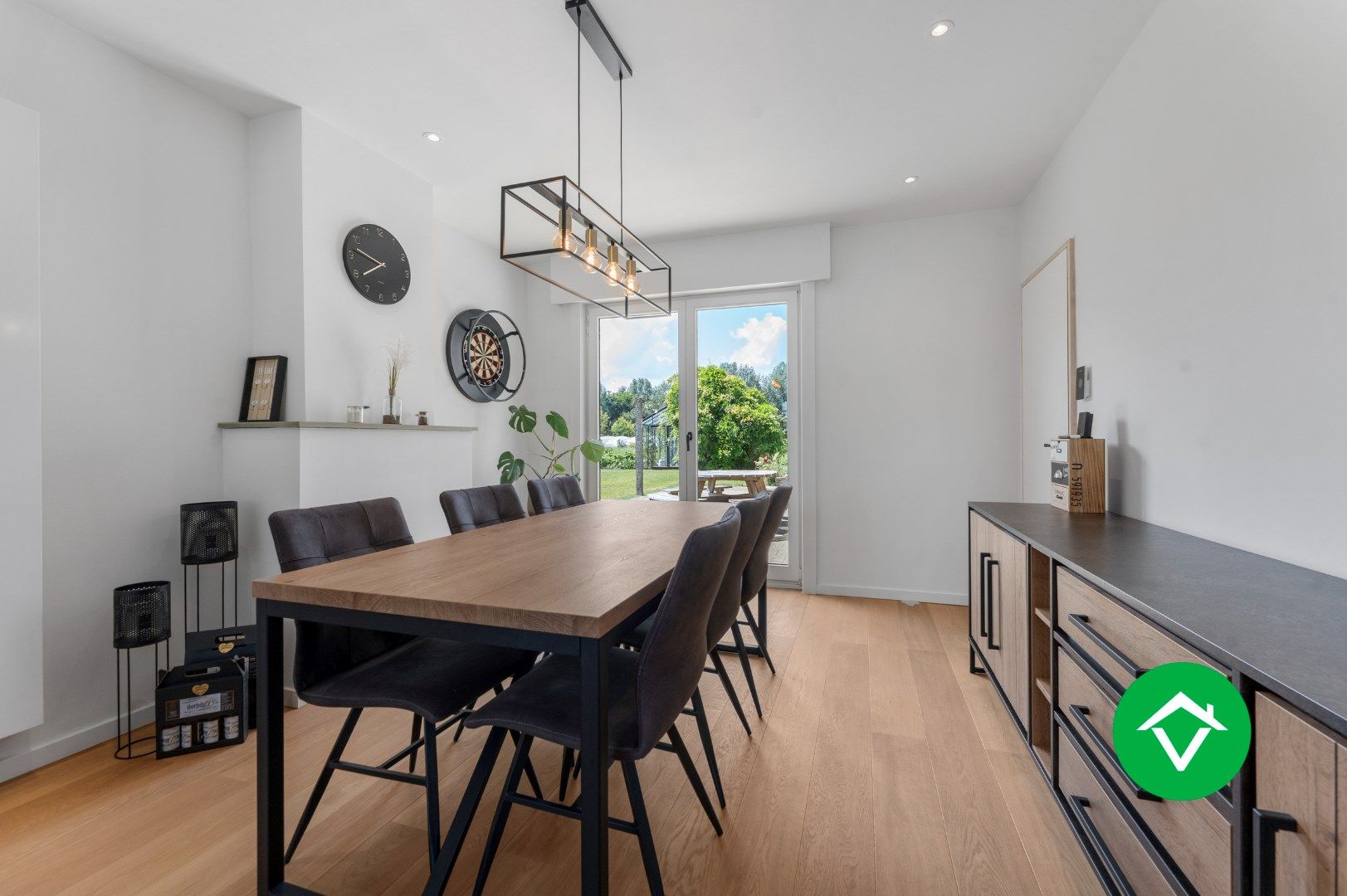 Volledig gerenoveerde alleenstaande woning in Izenberge foto 9