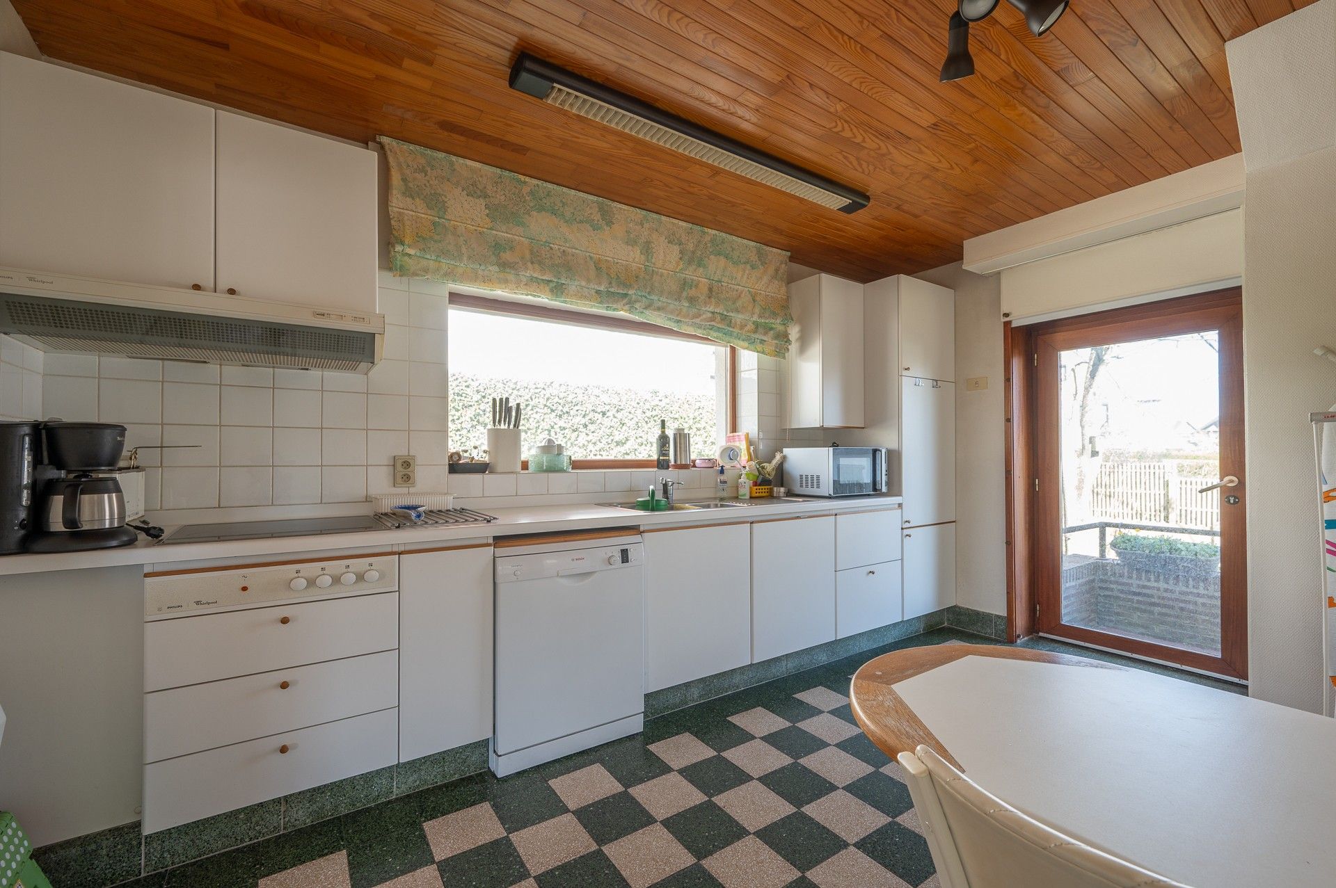 Unieke woning met potentieel op toplocatie in Knokke foto 11