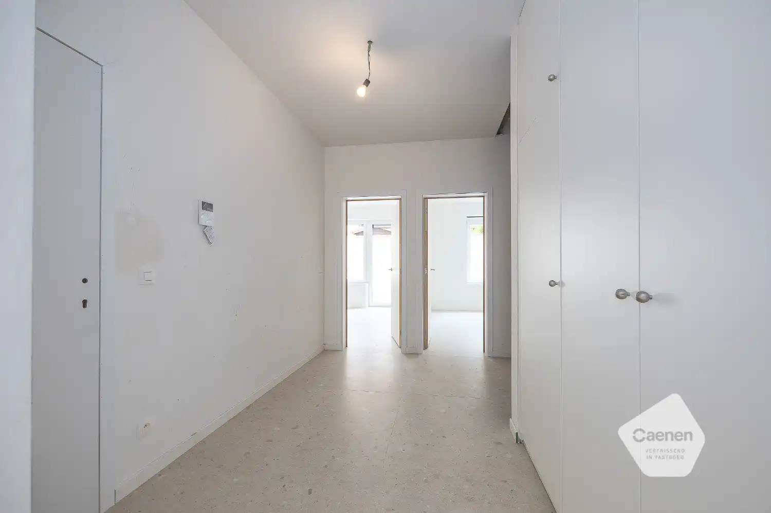 Gerenoveerd appartement te Mariakerke foto 9