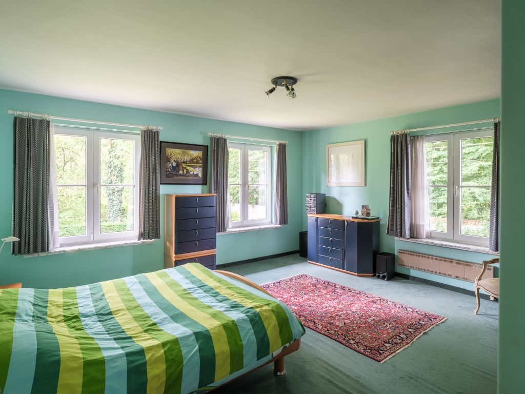 Vrijstaande villa (363 m²) met ruim bijgebouw op een gunstig perceel van 1.205 m² foto 16