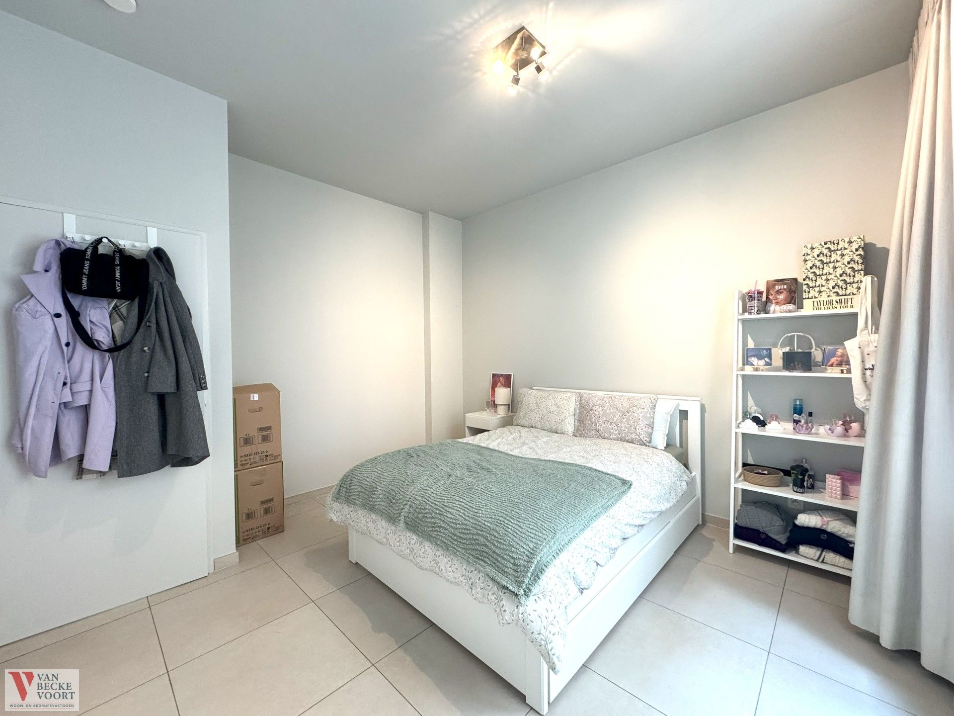 Appartement in gerenoveerd eclectisch herenhuis aan de Sint-Jozefkerk foto 5