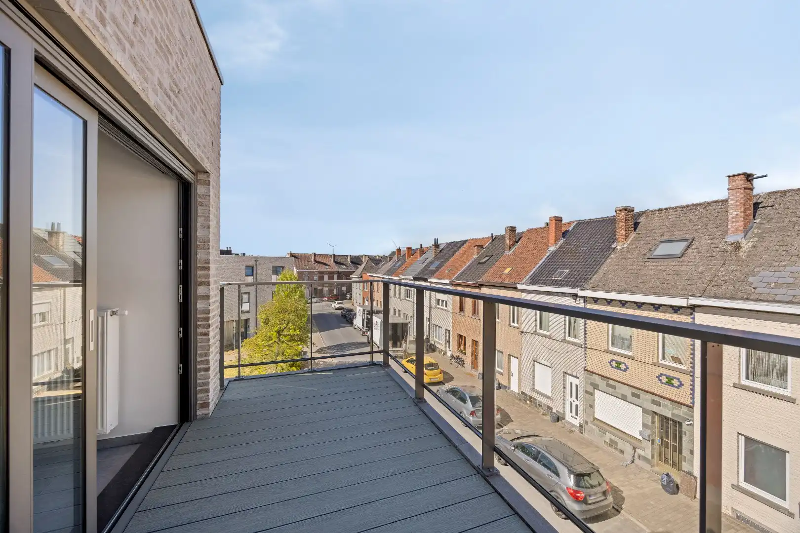 App te huur nabij centrum Halle: 2 slpks, terras, parking + kelder foto 10