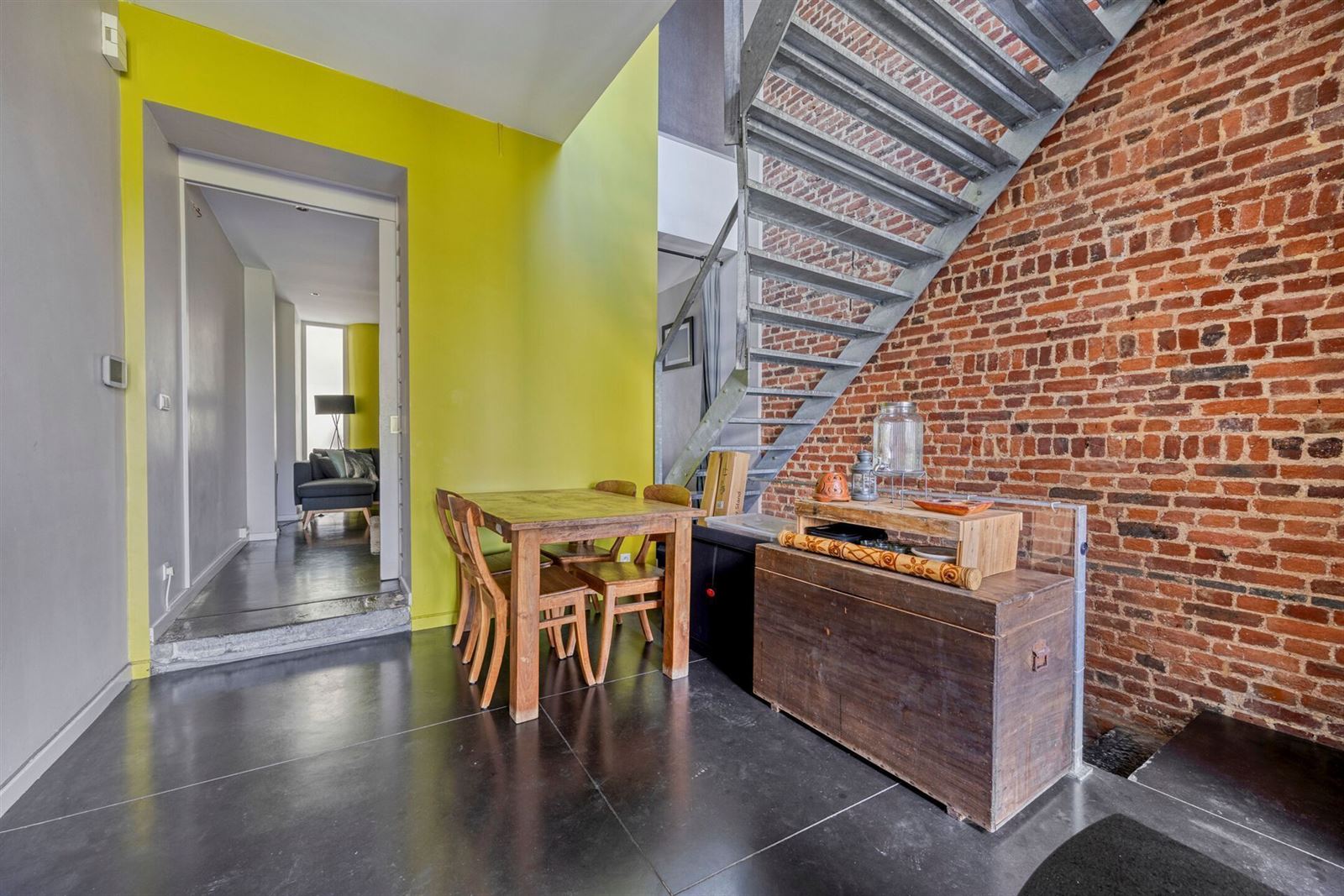 Woning met 2 slaapkamers, terras en tuin foto 7