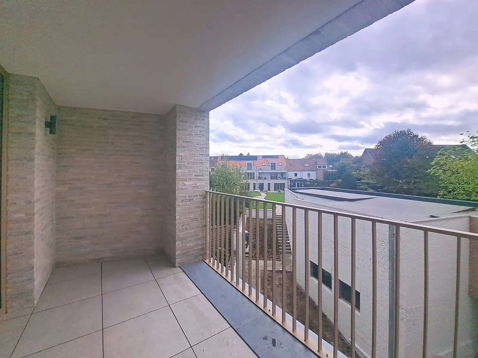 Appartement te huur foto 8