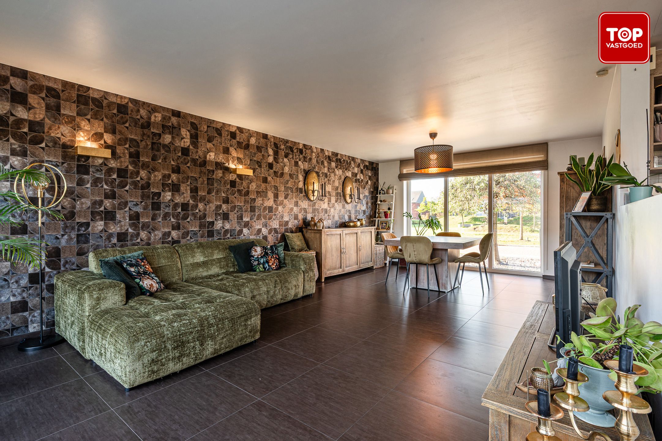 Energiezuinige woning met 3 slaapkamers en prachtige tuin foto {{pictureIndex}}