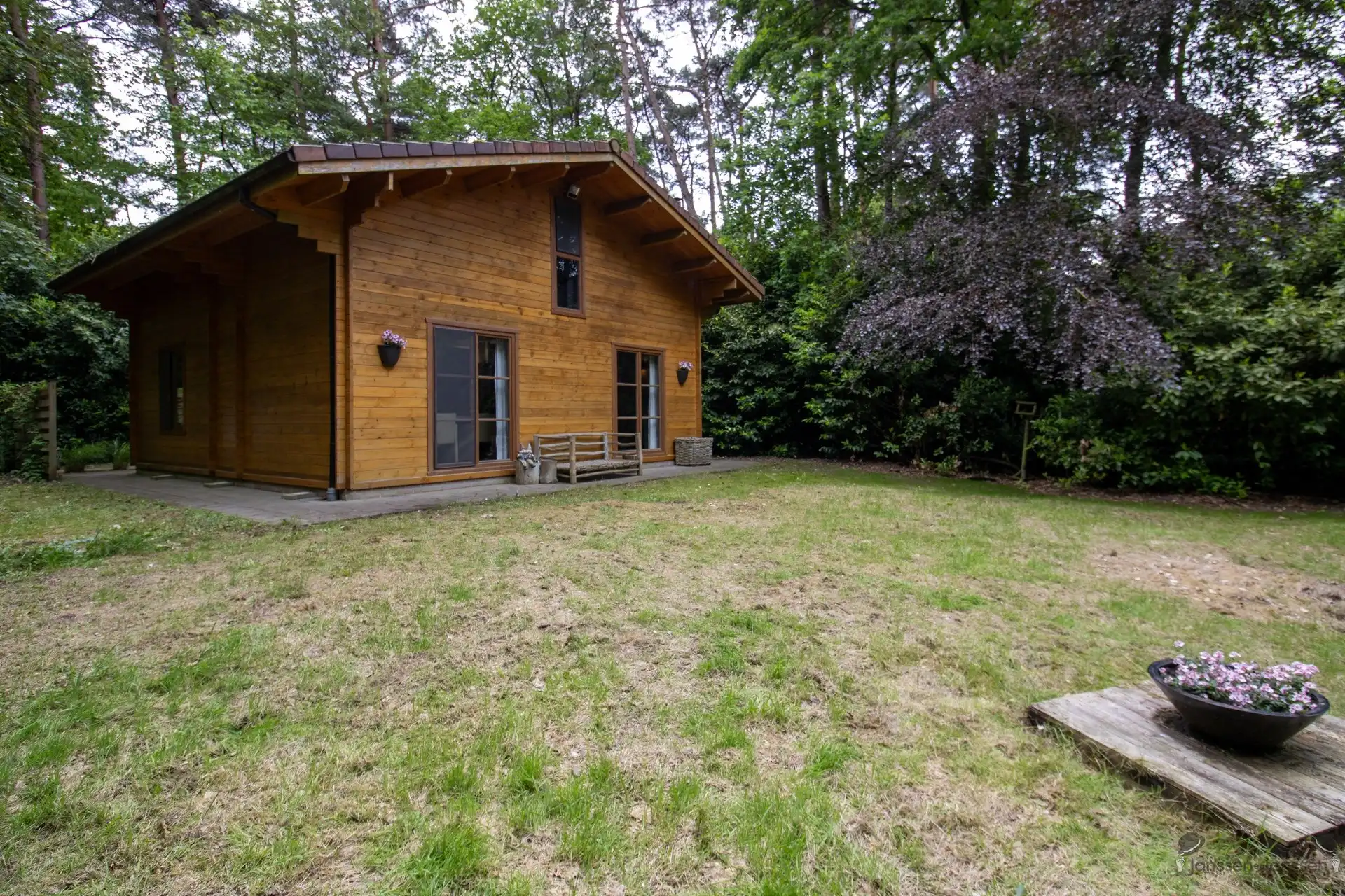 Chalet met bew. opp. van 100 m² met 3 slaapkamers op 3.759 m² in gebied voor verblijfsrecreatie foto 14