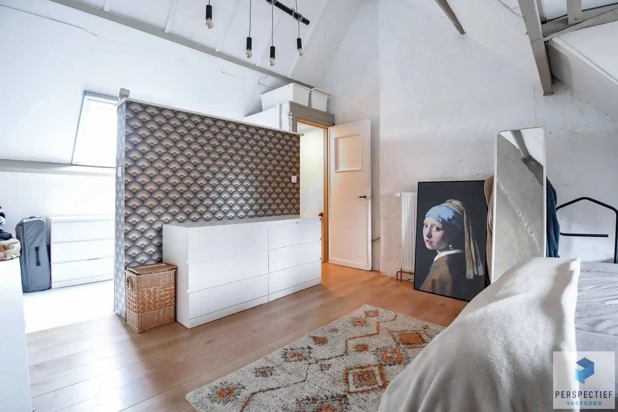 Mooie INSTAPKLARE stadswoning met 3 slpk en koer foto 14