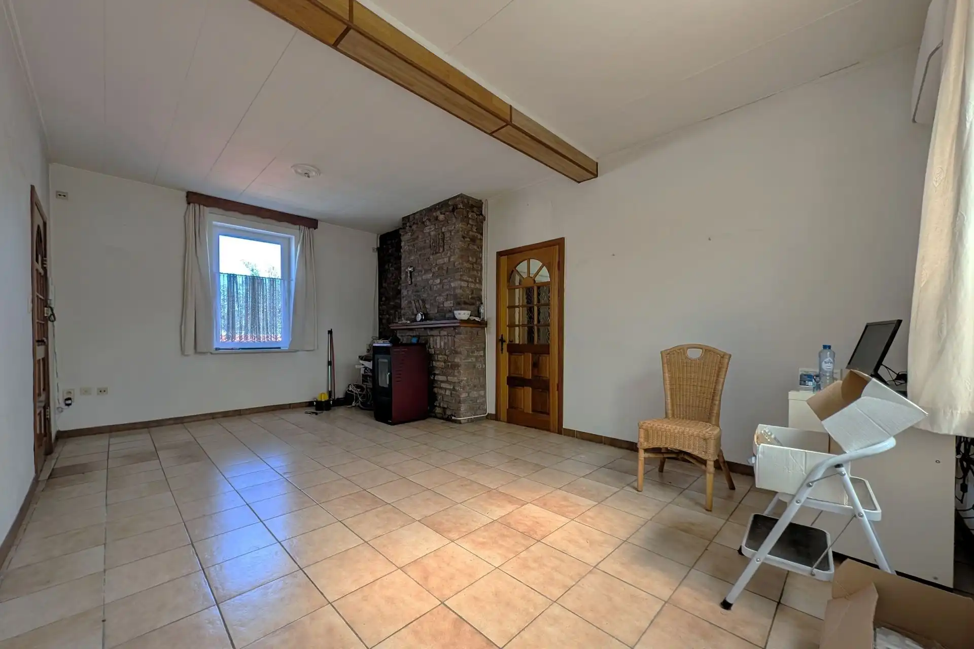 Vrijstaande woning op een perceel van 4a 53ca, op wandelafstand van het centrum van Lanaken foto 4
