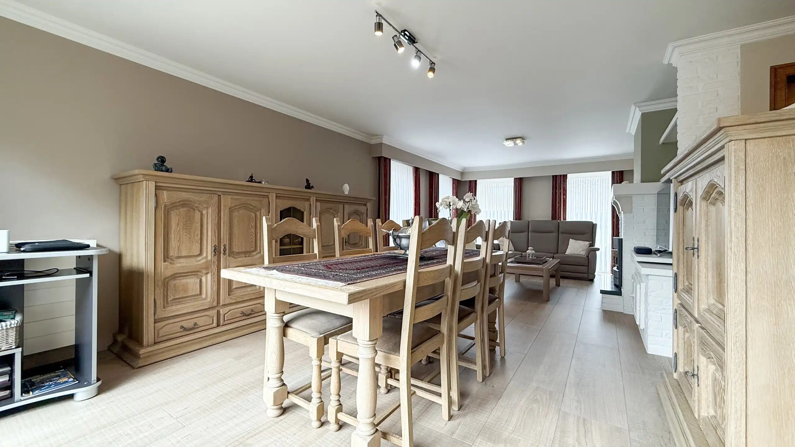 Charmante halfopen woning in rustige woonwijk te Eversel! foto 9