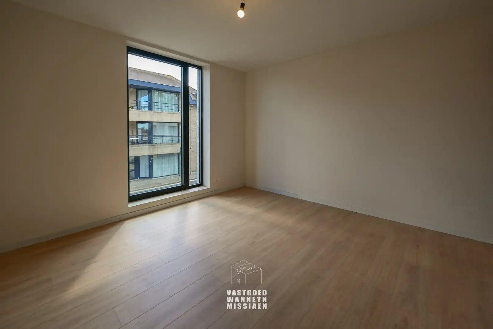 Moderne en energiezuinig nieuwbouw met 4 slaapkamers, tuin en garage foto 19