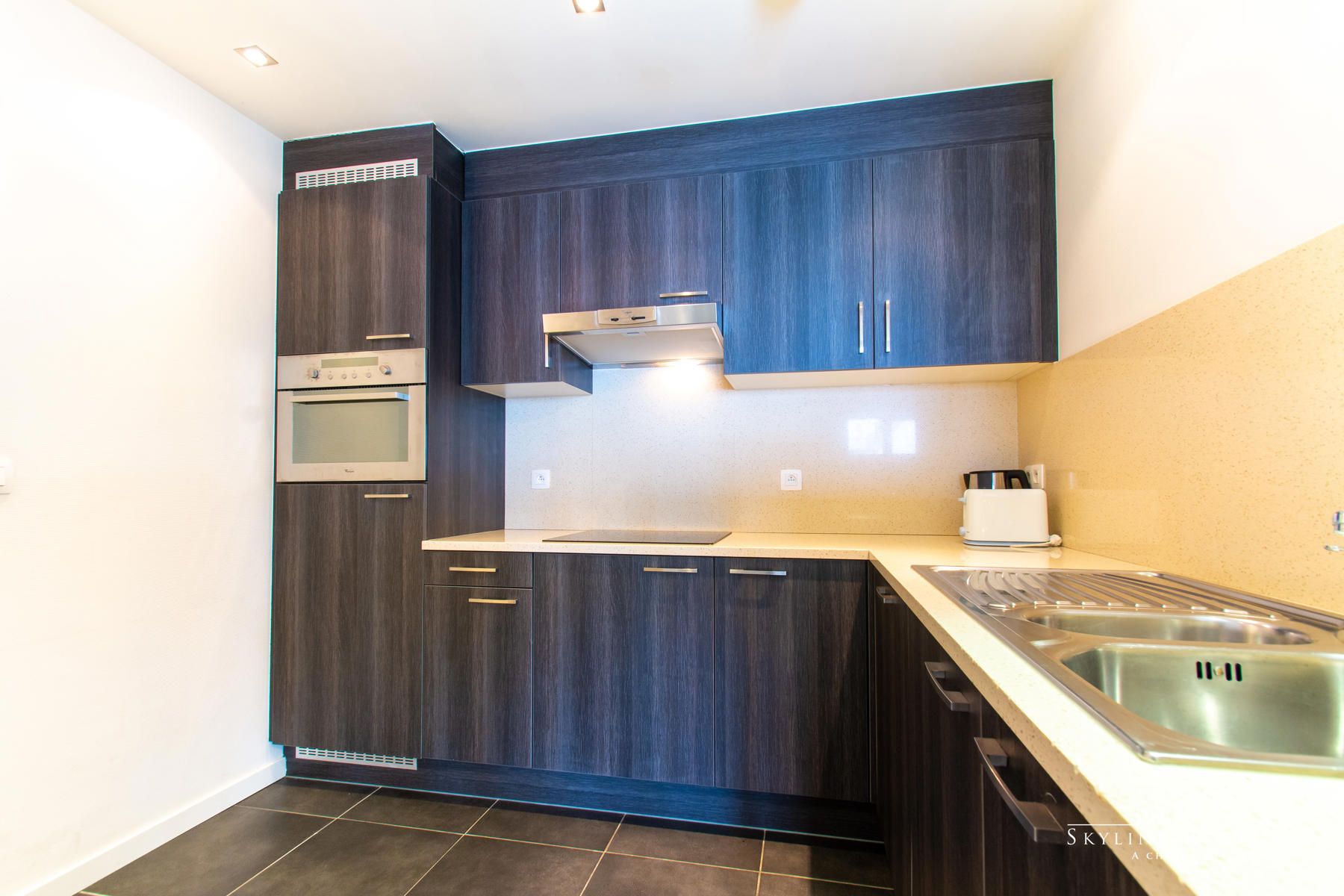 Mooi gemeubeld app. - 2 Kamers + TERRAS!! foto 7