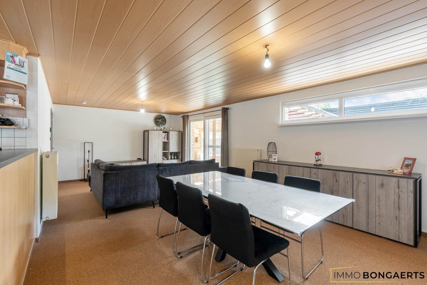 Ruime bungalow met drie slaapkamers foto 7