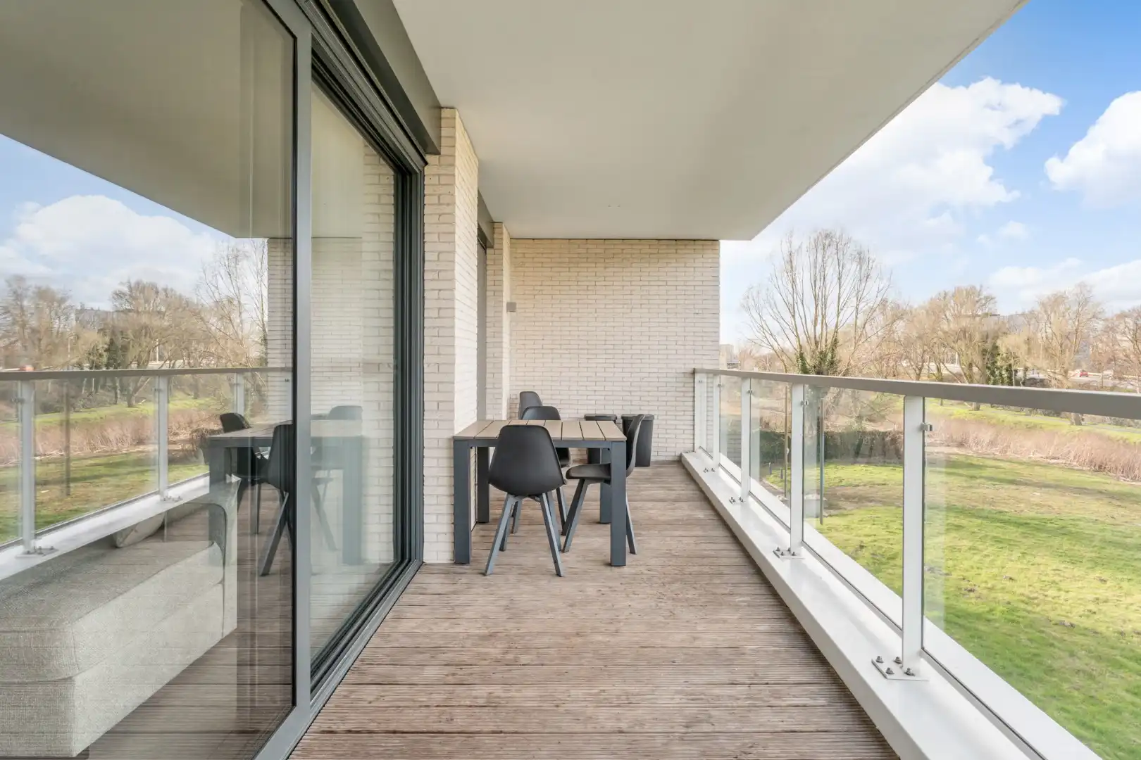 Modern appartement, 90m², ruim terras, 2 slpk, autostaanplaats + kelderberging foto 10