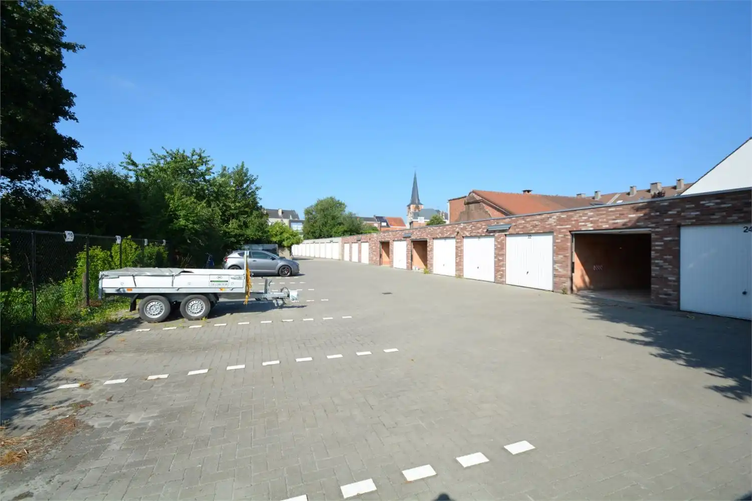 AUTOSTAANPLAATS CENTRUM RANST foto 4